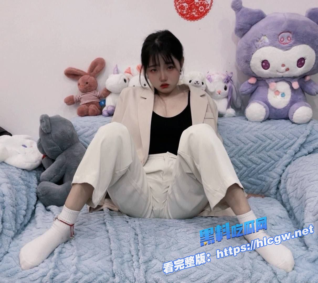 学生妹大奶骚母狗
