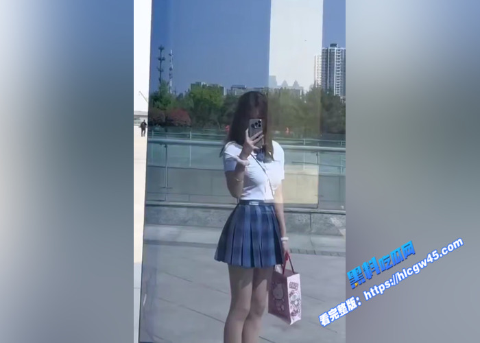 瓜友投稿!四川成都大三学生妹 跟男友酒店开房视频流出 穿着开档黑丝 被男友掐脖爆操1 瓜友投稿!四川成都大三学生妹 跟男友酒店开房视频流出 穿着开档黑丝 被男友掐脖爆操1