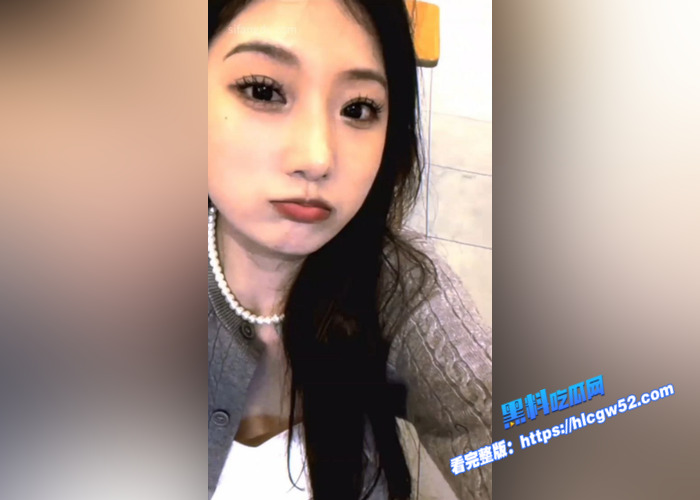 顶级高颜值女神 大尺度露脸自拍视频泄密 阿黑颜反差欲女 各种挑逗姿势自慰 表情极其享受5 顶级高颜值女神 大尺度露脸自拍视频泄密 阿黑颜反差欲女 各种挑逗姿势自慰 表情极其享受5