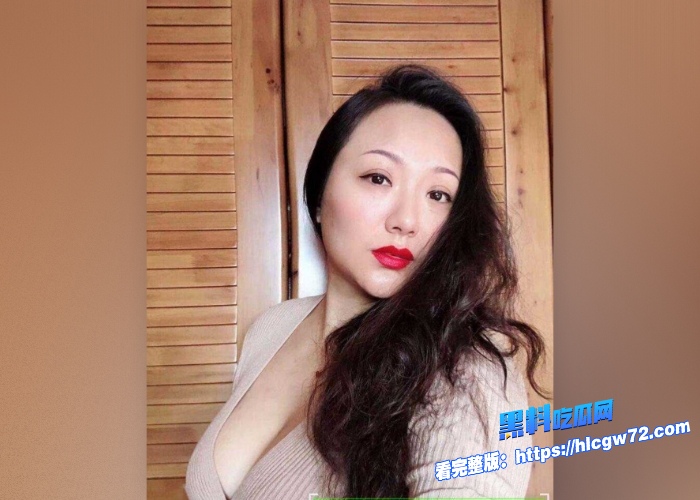 郑州大奶人妻任以晨被绿帽老公调教成母狗老公满足不了就找肌肉男猛操白浆四溢而出高潮喷水画面震撼 图4 郑州大奶人妻任以晨被绿帽老公调教成母狗老公满足不了就找肌肉男猛操白浆四溢而出高潮喷水画面震撼 图4