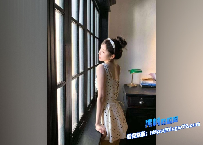 海角乱伦恋父情结可爱学生女儿任恶魔父亲摆弄完美展示骚穴扮成女仆给老父亲调教 图2 海角乱伦恋父情结可爱学生女儿任恶魔父亲摆弄完美展示骚穴扮成女仆给老父亲调教 图2
