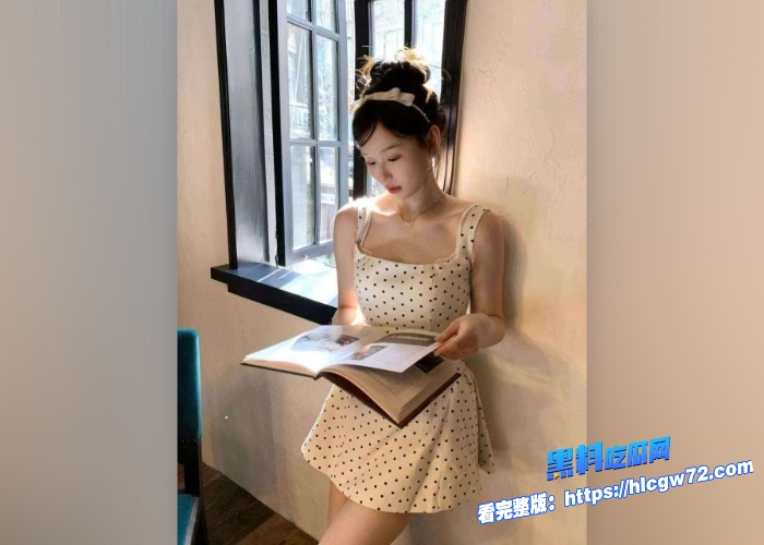 海角乱伦恋父情结可爱学生女儿任恶魔父亲摆弄完美展示骚穴扮成女仆给老父亲调教 图4 海角乱伦恋父情结可爱学生女儿任恶魔父亲摆弄完美展示骚穴扮成女仆给老父亲调教 图4