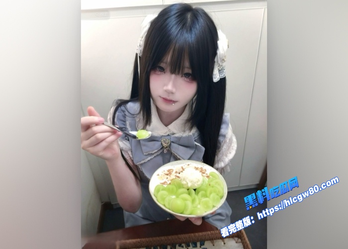 抖音40万粉擦边萝莉野餐兔下海与土豪酒店啪啪视频曝光各种制服跪舔大哥长枪不愧是擦边女口活技术不比小姐差 图3
