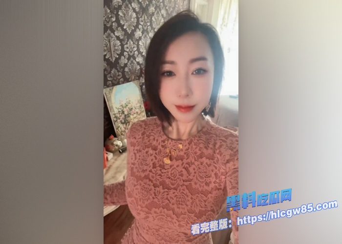 抖音极品短发少妇酥酥麻麻一对一风骚揉奶自慰视频流出 3 抖音极品短发少妇酥酥麻麻一对一风骚揉奶自慰视频流出 3