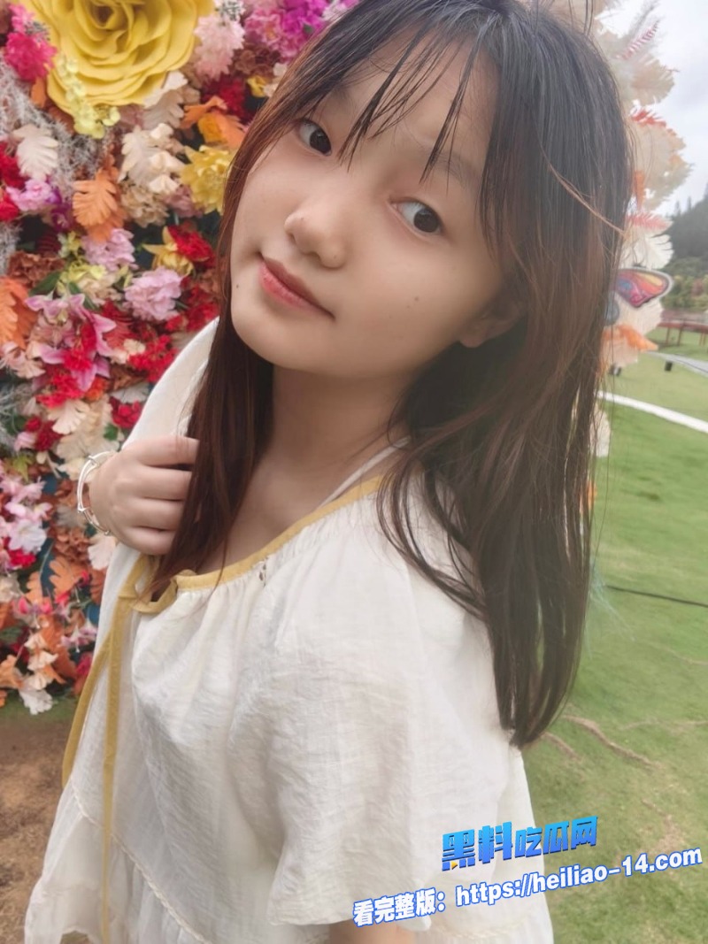 湖南师大极品反差婊刘若莹白天校园清纯乖乖女晚上化身性爱囚徒戴着手铐被金主疯狂中出3