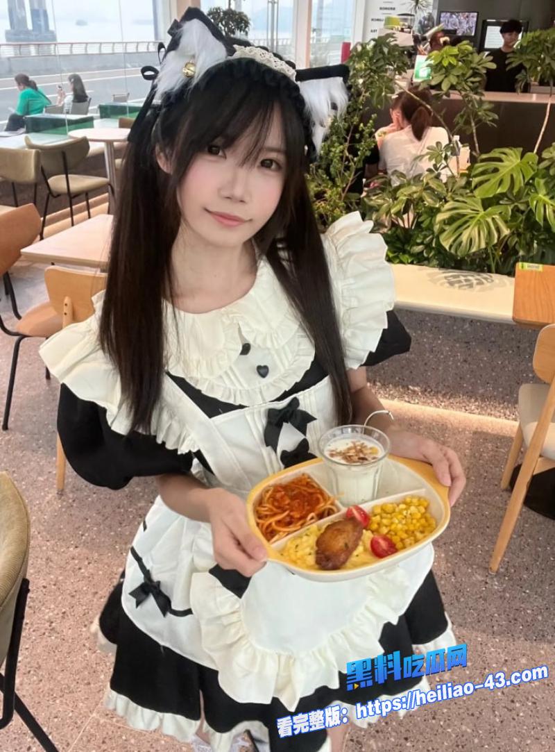 双马尾萝莉白丝体操服直播下海被炮友疯狂打桩举手机小哥看得受不了直接扶屌加入2