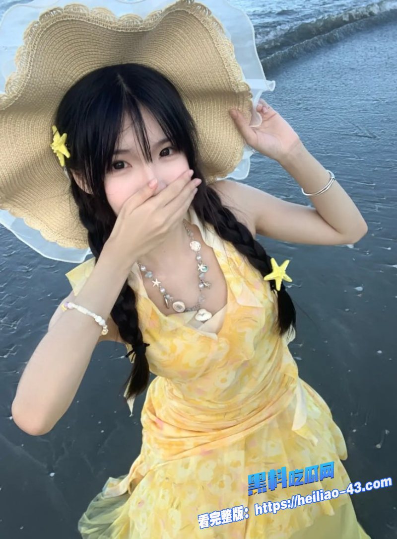 双马尾萝莉白丝体操服直播下海被炮友疯狂打桩举手机小哥看得受不了直接扶屌加入4