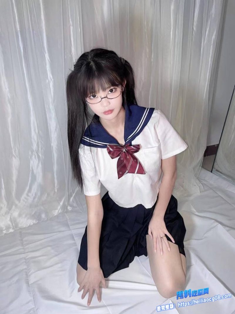 JK制服女大学生1