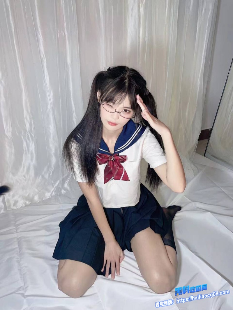 JK制服女大学生2