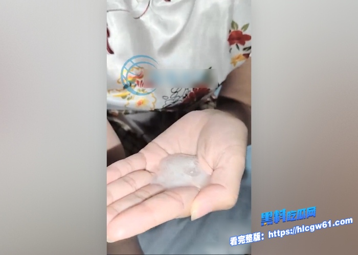 海角乱伦妈宝男儿子找不到女朋友天天找老妈提供性服务旗袍妈妈宠溺儿子骚逼当作精盆给儿子泄欲对白刺激 图9 海角乱伦妈宝男儿子找不到女朋友天天找老妈提供性服务旗袍妈妈宠溺儿子骚逼当作精盆给儿子泄欲对白刺激 图9