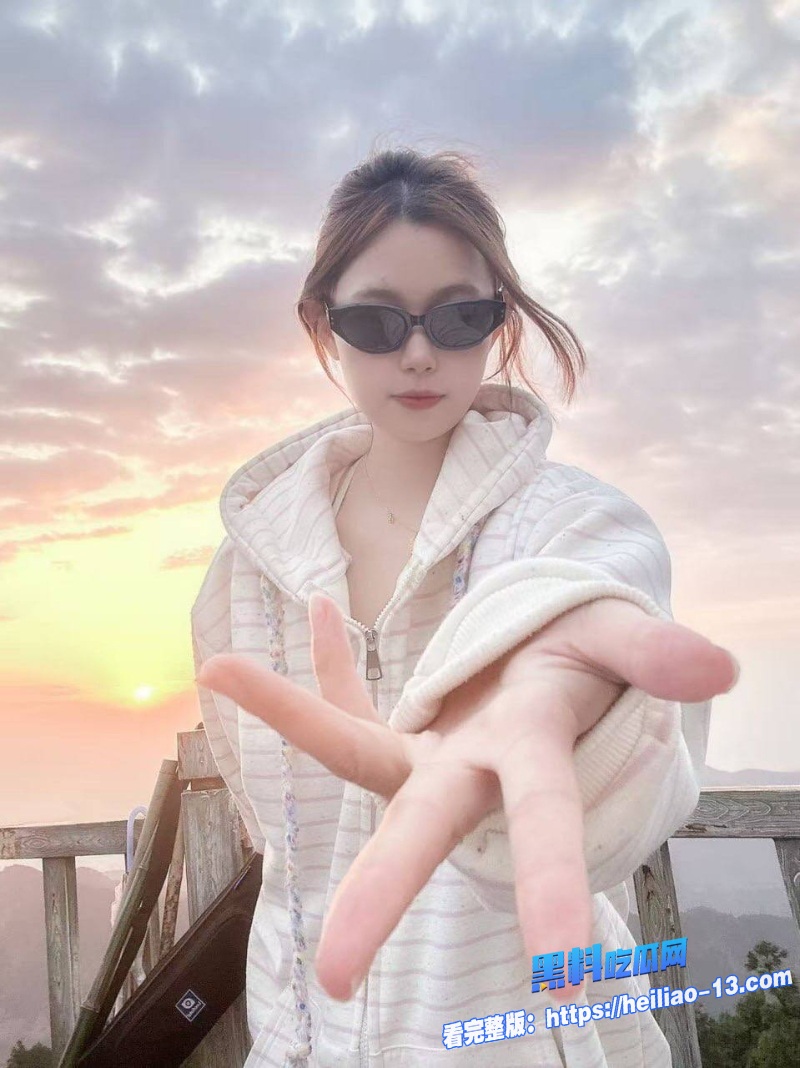 兄妹性福私生活大揭秘 1 兄妹性福私生活大揭秘 1