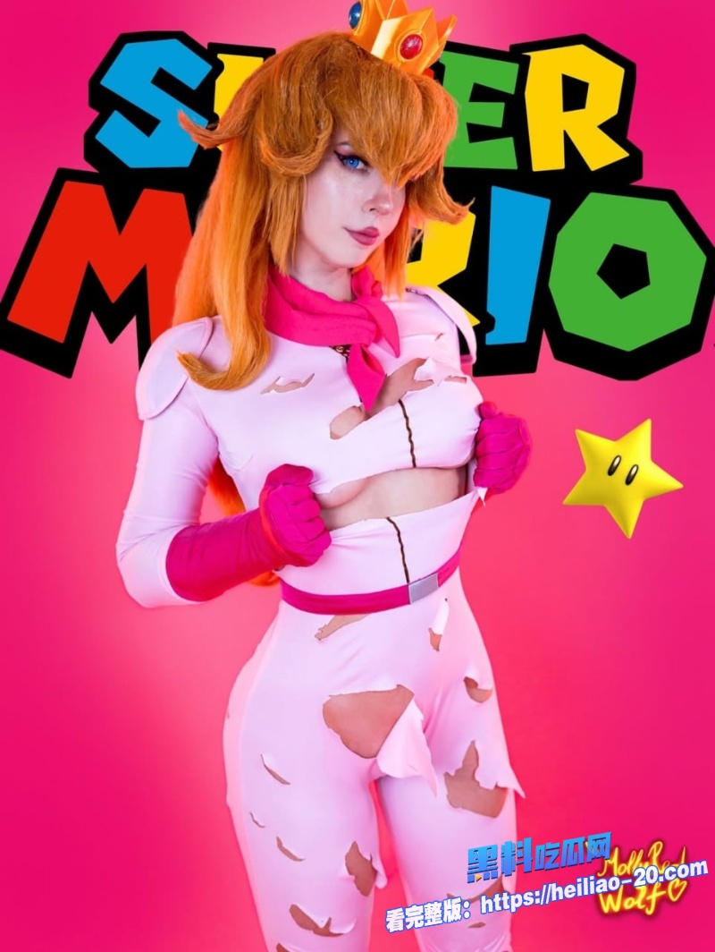推特俄罗斯博主MollyredwolfCosplay龙珠拉姿丽金短发造型完美还原人造人Android18号 2