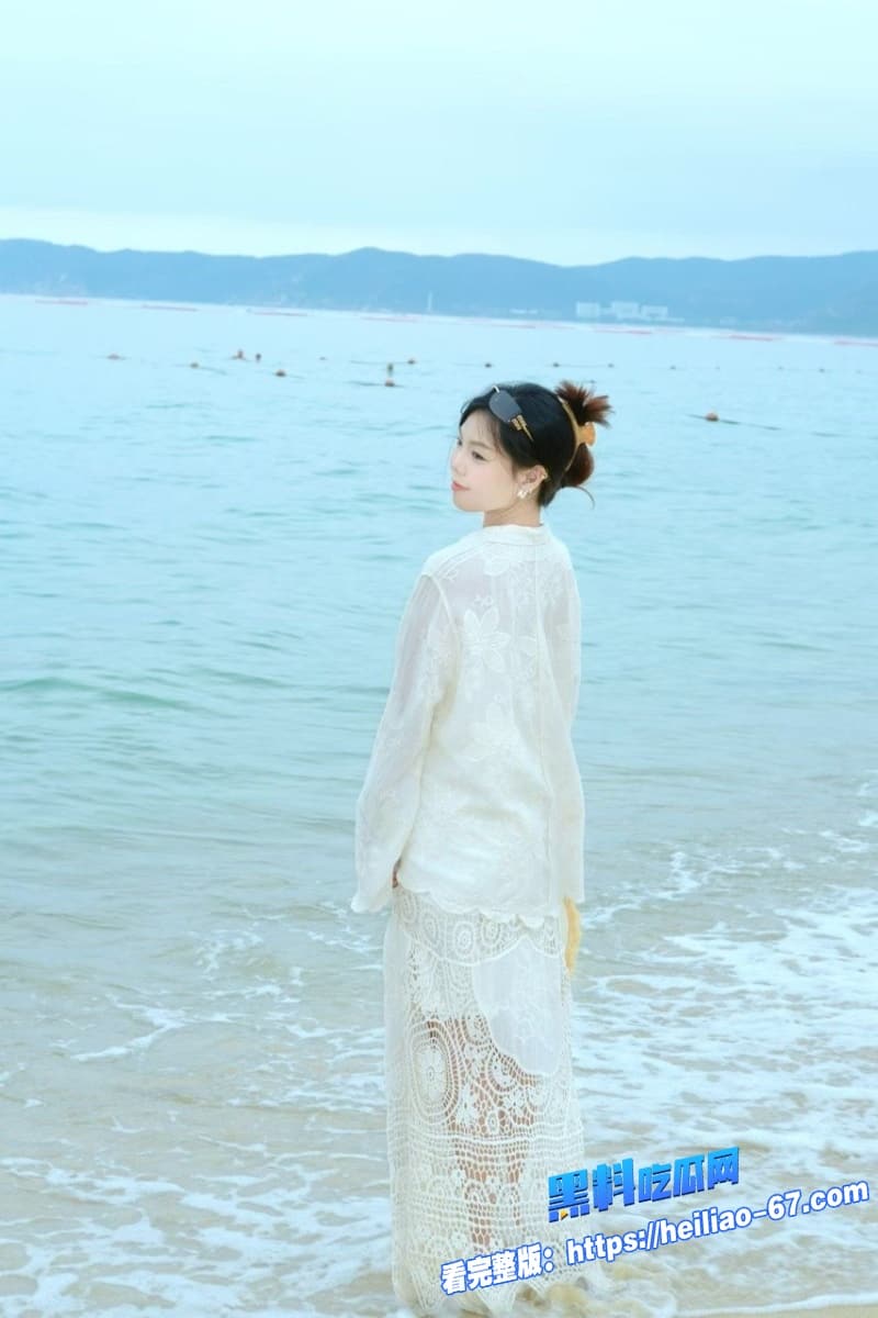 瓜友投稿佛山禅城反差婊陈倩瑜性爱视频流出停车场狂舔巨屌床上后入疯狂抽插至高潮2
