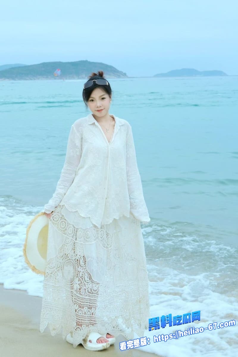 瓜友投稿佛山禅城反差婊陈倩瑜性爱视频流出停车场狂舔巨屌床上后入疯狂抽插至高潮3