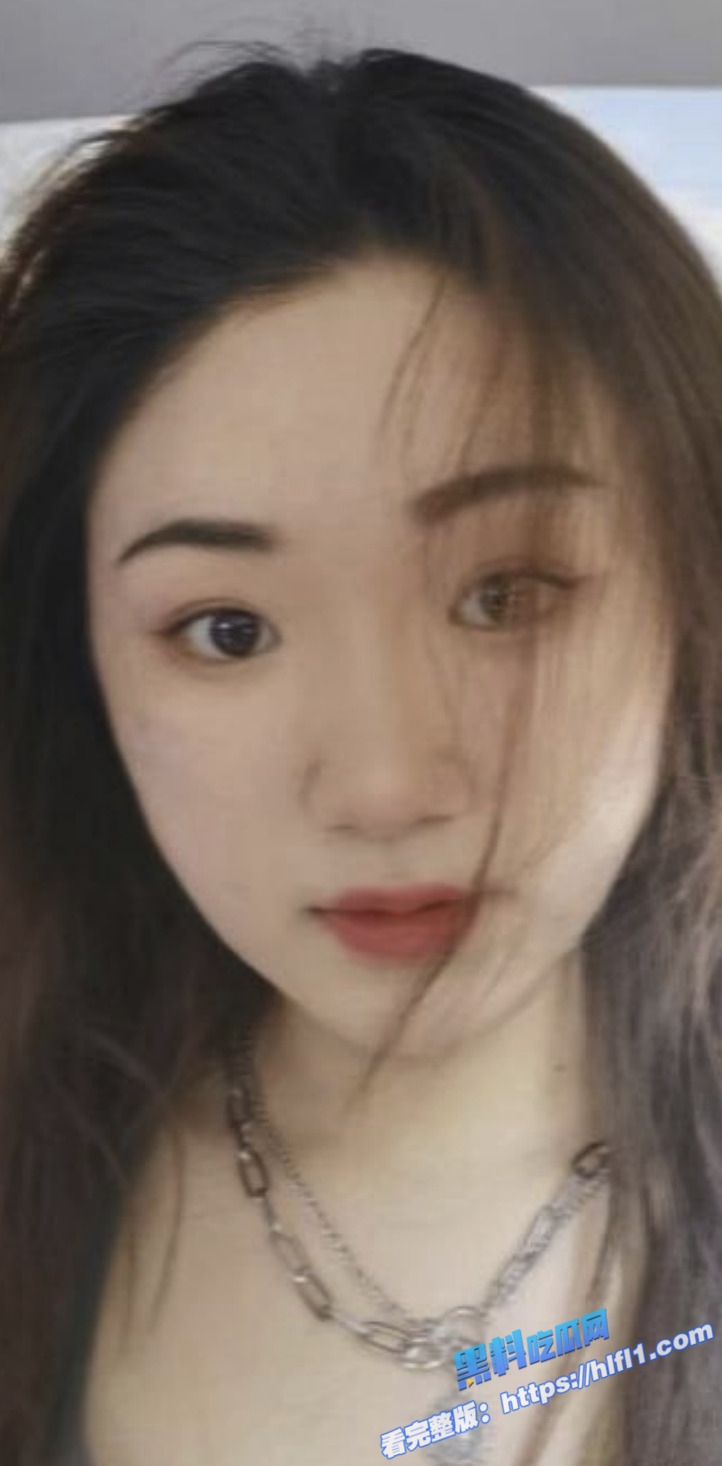 瓜友投稿 湖南长沙的同事林伊上班骚得很 出差约了个炮6