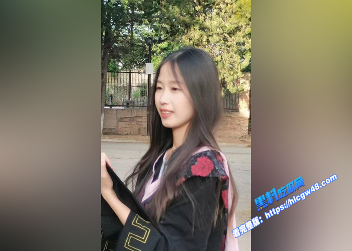 极品高校学霸美女 穿着情趣内衣和男友做爱 校园里是可爱学霸 床上是淫骚小母狗 反差感十足2