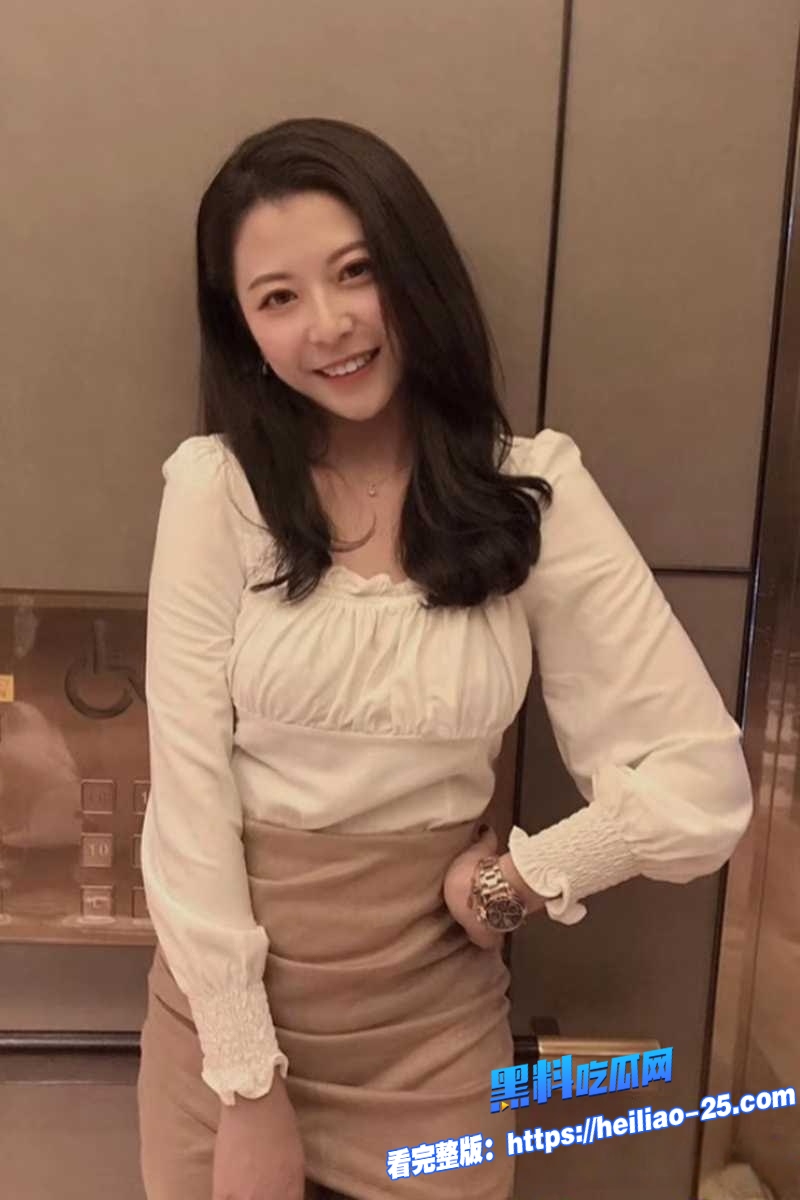 香港极品情侣自拍做爱视频泄密流出 巨乳肥臀美女被猛男爆操 揉奶自摸阴蒂斯哈浪叫!1 香港极品情侣自拍做爱视频泄密流出 巨乳肥臀美女被猛男爆操 揉奶自摸阴蒂斯哈浪叫!1