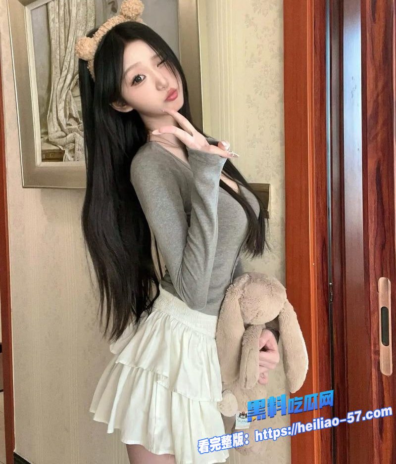 海角乱伦06母狗穿小裙子被操清纯萝莉秒变骚浪贱狗2
