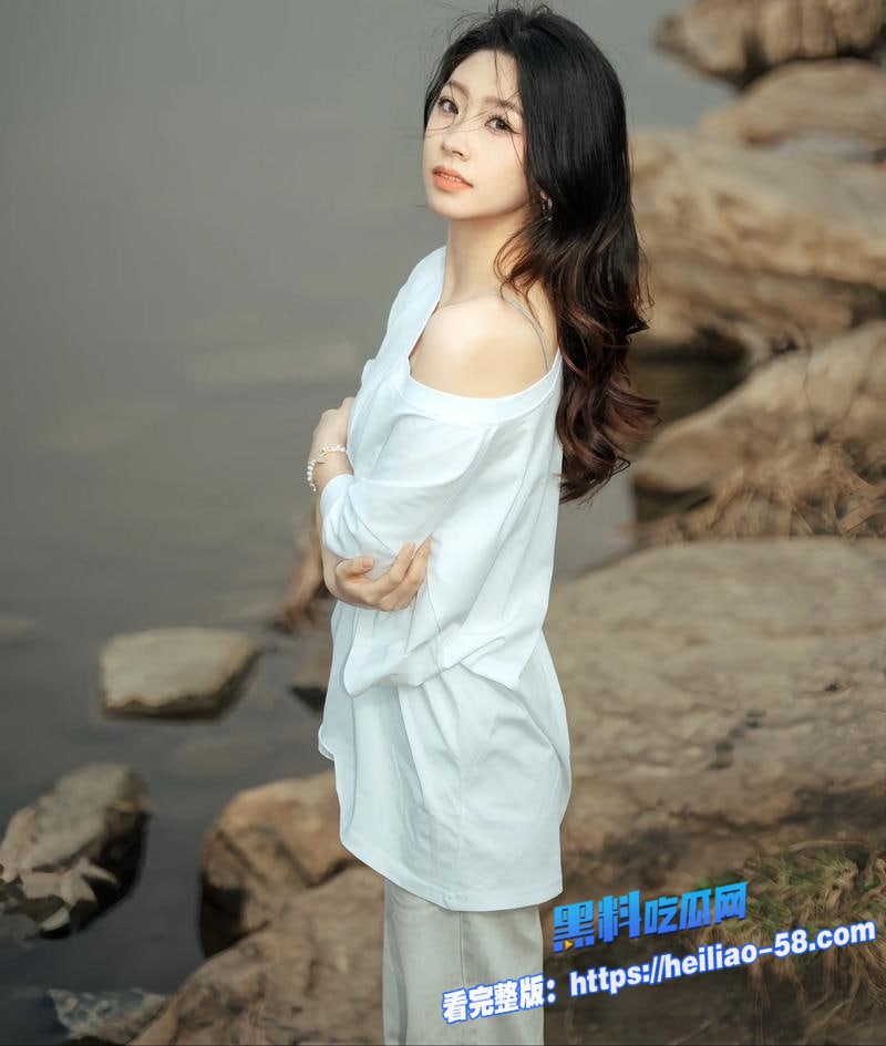 海角乱伦妹妹第一次开房清纯学妹把初次口交献给哥哥一镜到底禁忌缠4 海角乱伦妹妹第一次开房清纯学妹把初次口交献给哥哥一镜到底禁忌缠4