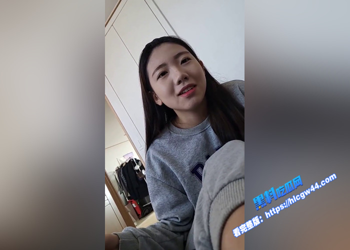 高颜值女大学生 口交挑逗欲火焚身 无套后入狂野抽插 娇喘呻吟看完让人好想要6