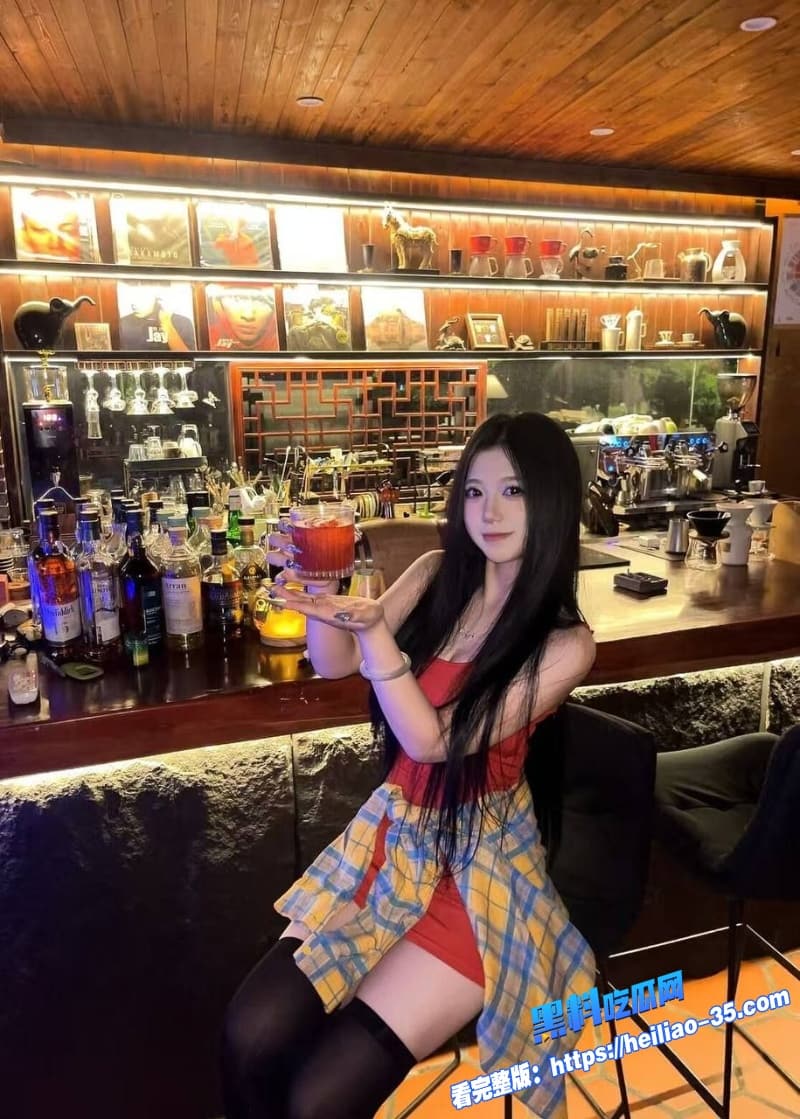 剧情PMV心仪女生每次要更进一步都被兄弟故意打断最后背着你强上她 9 剧情PMV心仪女生每次要更进一步都被兄弟故意打断最后背着你强上她 9