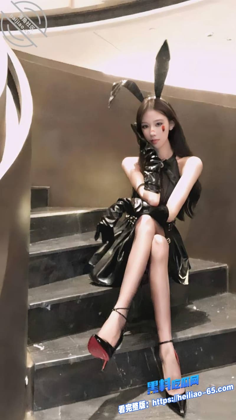 海角姐弟乱伦姐弟俩在酒店内疯狂做爱骚货身穿性感黑丝皮裙在酒店内遭各种姿势爆操1 海角姐弟乱伦姐弟俩在酒店内疯狂做爱骚货身穿性感黑丝皮裙在酒店内遭各种姿势爆操1