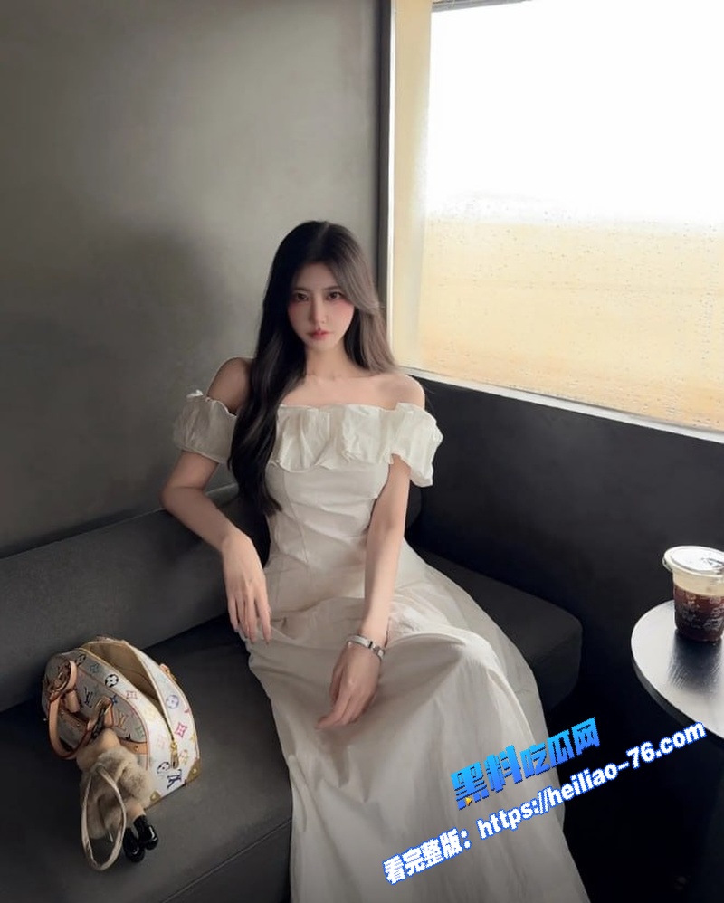 极品身材丝袜女神跳蛋自慰后 遭双男围攻同时猛肏骚逼屁眼 干到高潮抽搐濒死体验图8 极品身材丝袜女神跳蛋自慰后 遭双男围攻同时猛肏骚逼屁眼 干到高潮抽搐濒死体验图8