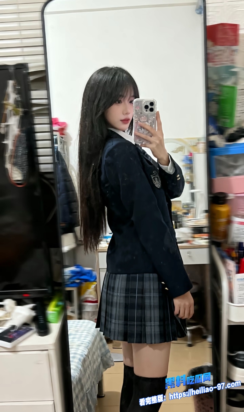 反差女神夏美酱2 反差女神夏美酱2