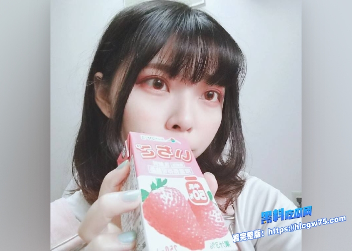 台湾超可爱学生妹背叛男友与同学出轨偷情无毛嫩穴都快被玩烂了视频遭同学背刺曝光5 1