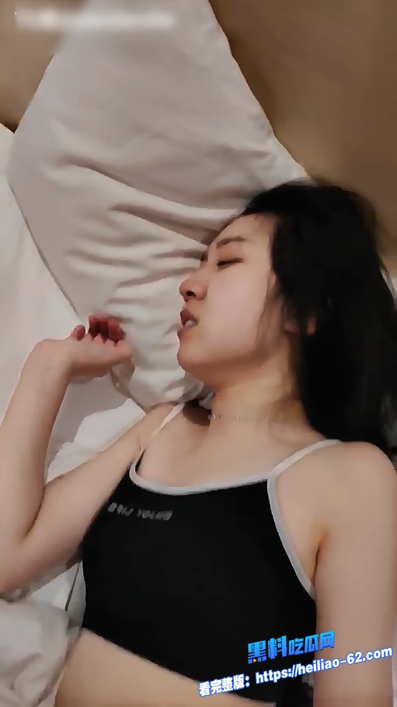 艺术学院舞蹈生李美美黑料曝光骚逼在酒店被男友无套猛插水汪汪流水全程高潮迭起9 艺术学院舞蹈生李美美黑料曝光骚逼在酒店被男友无套猛插水汪汪流水全程高潮迭起9