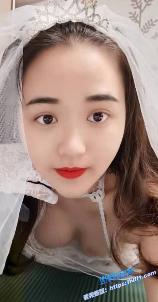 99年精日骚货美女 刘璐 为上位自拍艳照和领导车震操逼 不雅视频被全网曝光！2