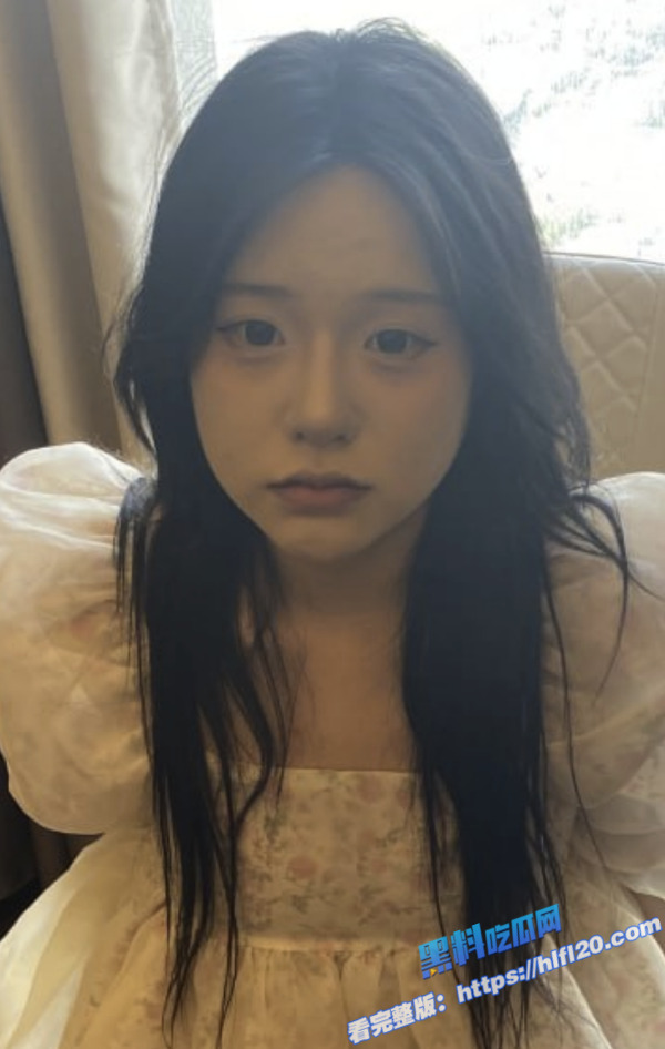 极品模特萝莉 婉婉 娇小可爱嫩妹 大尺度私拍套图写真 拍摄花絮被曝光！1