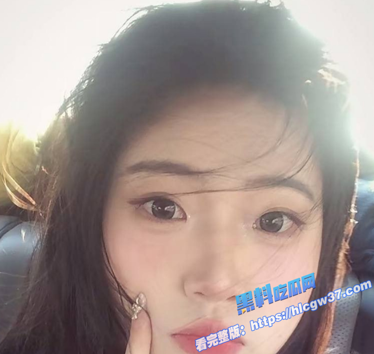5黑料PK!陕西清纯眼镜嫩妹 VS 抖音汽车销售网红御姐 嫩妹和御姐到底谁更胜一筹 5黑料PK!陕西清纯眼镜嫩妹 VS 抖音汽车销售网红御姐 嫩妹和御姐到底谁更胜一筹