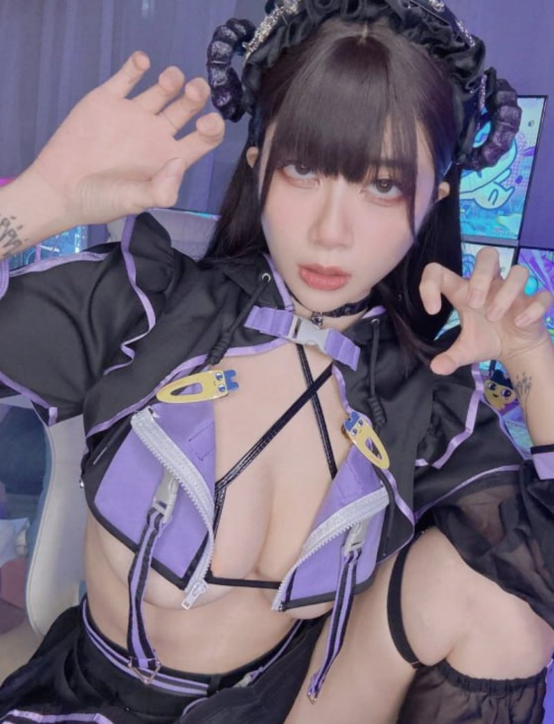 香港高颜值女神 海尔陛下Hieey 4