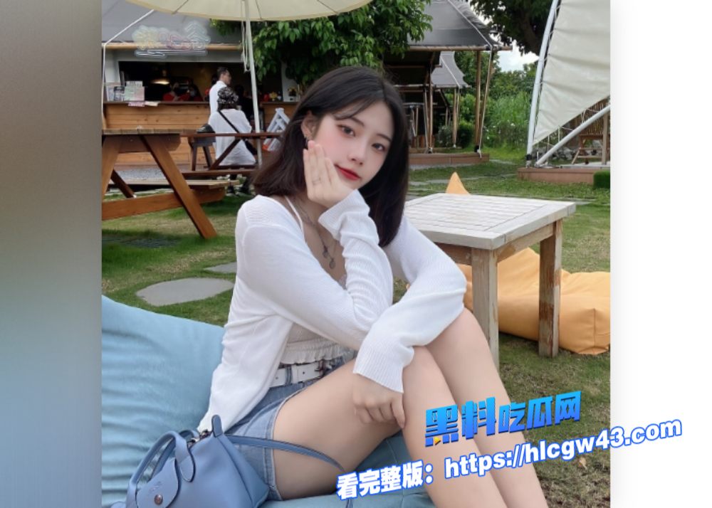 台湾高颜值美女 被情侣冒充经纪人让小姐姐自拍视频掰穴看逼是否是处 完整视频被曝光流出 4 台湾高颜值美女 被情侣冒充经纪人让小姐姐自拍视频掰穴看逼是否是处 完整视频被曝光流出 4