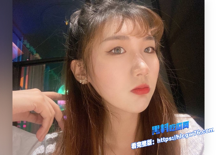 山东清纯女大叛逆期到了约炮视频泄露事件跟同城单男开房做爱肥臀女上位疯狂榨精最后被颜射一脸3 山东清纯女大叛逆期到了约炮视频泄露事件跟同城单男开房做爱肥臀女上位疯狂榨精最后被颜射一脸3