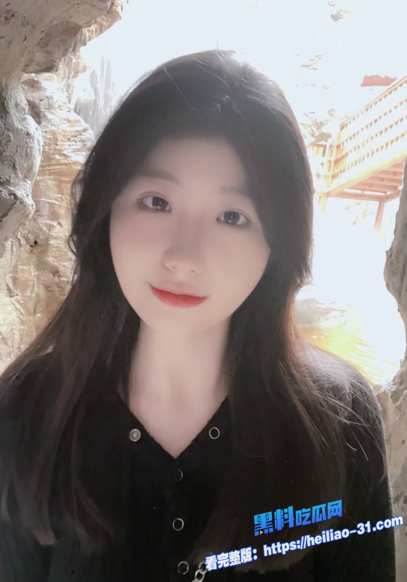 海角乱伦骚妹妹勇敢拿下哥哥主动诱惑亲哥从害羞试探到彻底放开禁忌缠绵1 海角乱伦骚妹妹勇敢拿下哥哥主动诱惑亲哥从害羞试探到彻底放开禁忌缠绵1