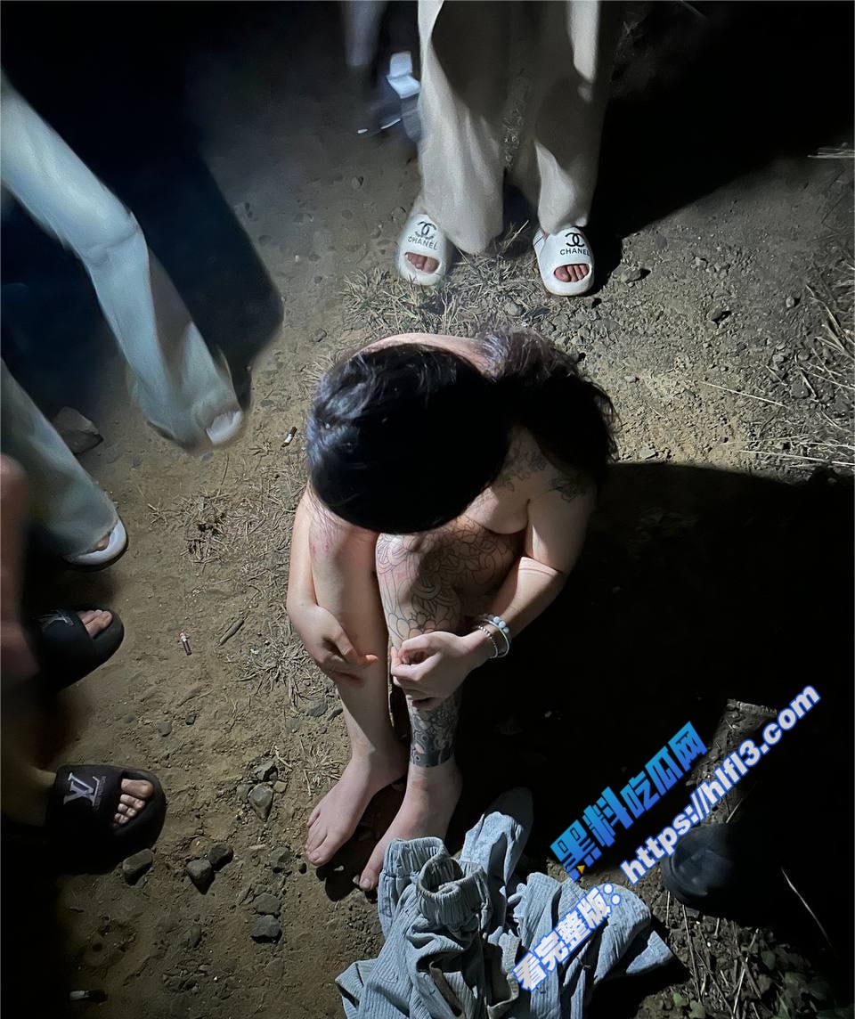 广东湛江雷州 惊现精神小妹群殴事件 知三当三惨遭扒衣 全身赤裸被殴打！1