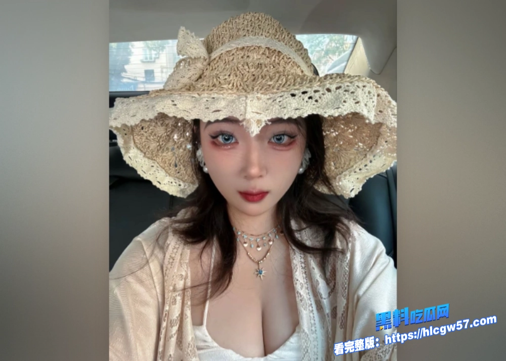 超高颜值肥美大学生天生喜欢线下约炮酒店大量自拍视频曝光小穴基本已经被玩费 2