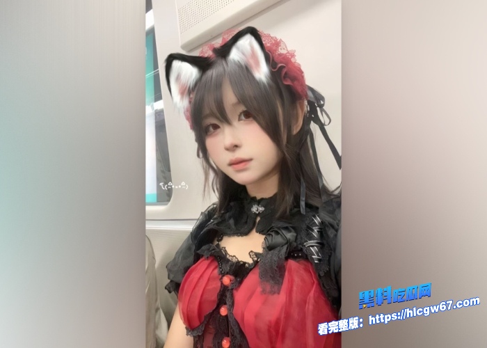 广州coser陈诗琪刚上大一的小妹妹打游戏处cp花了点钱就被我拿下了被我口爆内射玩了个遍妹妹的白虎馒头穴是真舒服百操不腻 图2 广州coser陈诗琪刚上大一的小妹妹打游戏处cp花了点钱就被我拿下了被我口爆内射玩了个遍妹妹的白虎馒头穴是真舒服百操不腻 图2