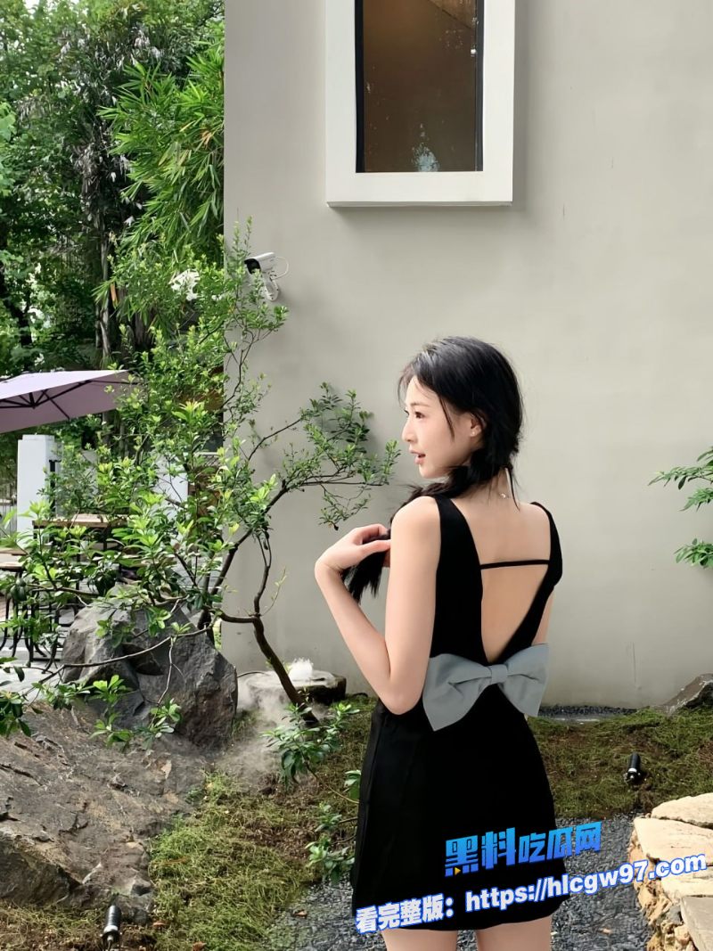 顶级炮架纯欲19岁女学生幸运兔顶级白嫩翘乳蜜桃臀大玩手铐调教 4