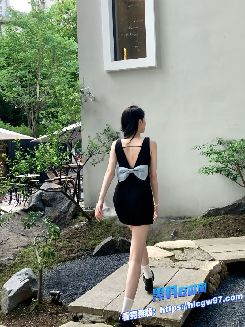 顶级炮架纯欲19岁女学生幸运兔顶级白嫩翘乳蜜桃臀大玩手铐调教 6