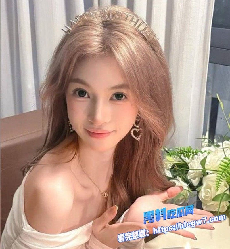 抖音小红书高颜值美妆网红小小舒激情视频疑似被男友泄露3 抖音小红书高颜值美妆网红小小舒激情视频疑似被男友泄露3