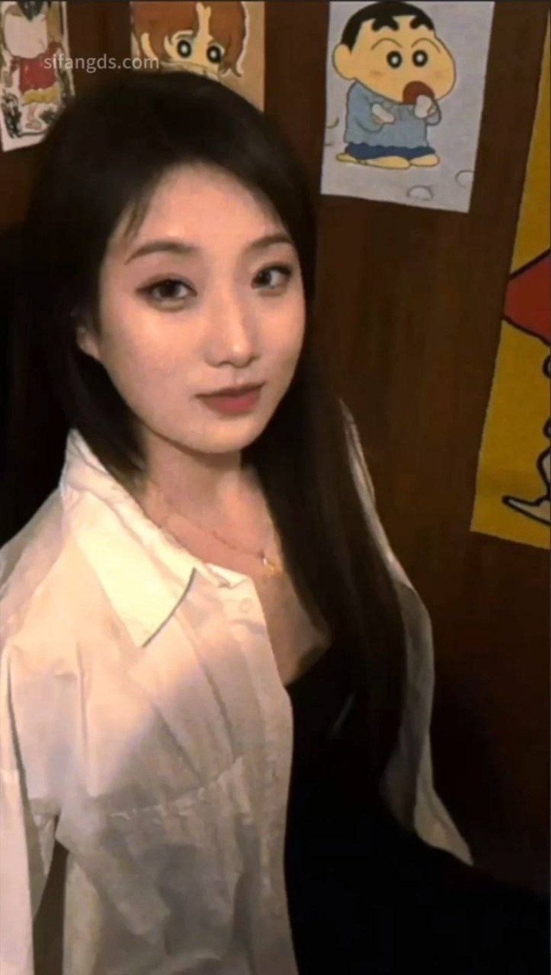 外表越正经的妹子私下里越是玩嗨2