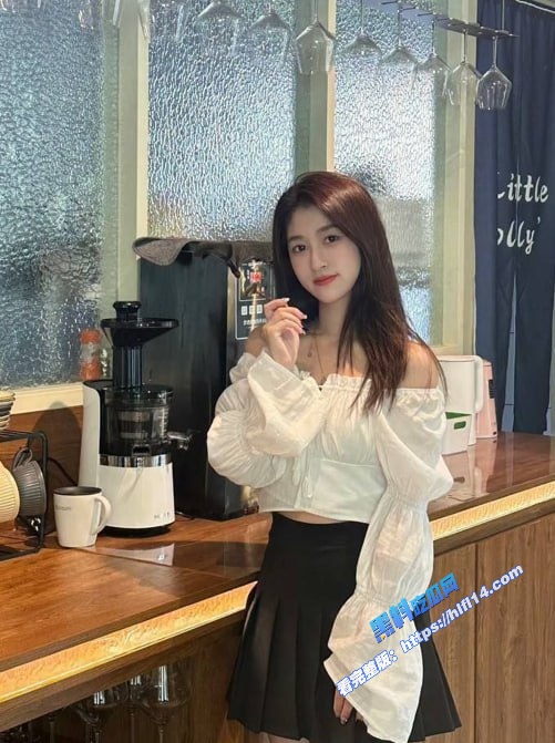 吉林长春某舞蹈系反差学妹 私拍写真合集泄密 被调教成小母狗！1
