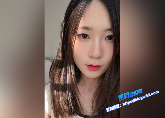 黑料PK!清纯大学生 VS 高冷御姐 都是高颜值女神 一个在校园里 一个在社会里 你更喜欢哪个呢3 黑料PK!清纯大学生 VS 高冷御姐 都是高颜值女神 一个在校园里 一个在社会里 你更喜欢哪个呢3
