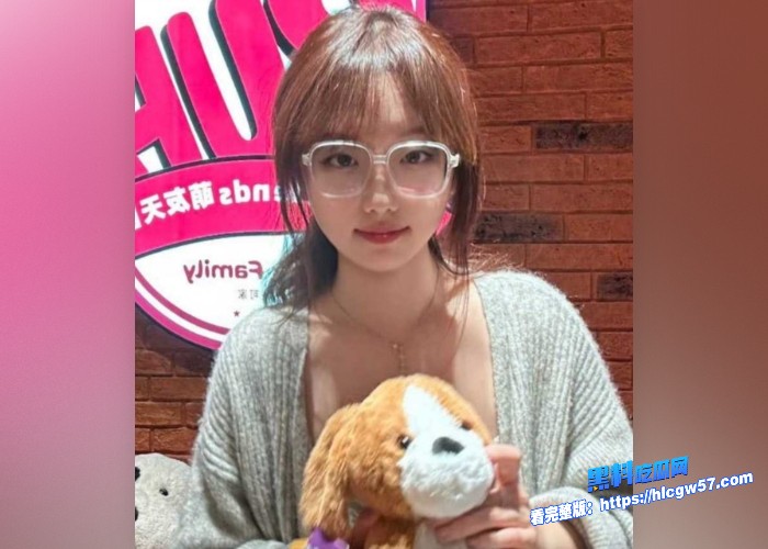 亚洲马桶李欣莳生活照图2