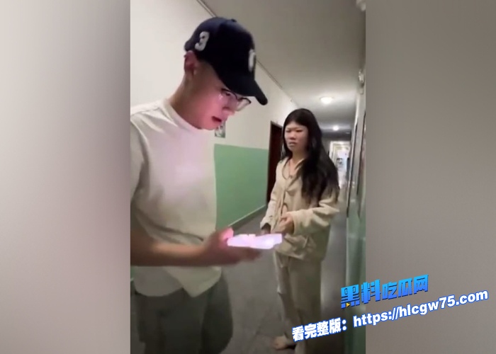 校园大瓜烟台南山学院张梦琪火了在学校上演再世潘金莲脚踏多船聊天记录和性爱视频被曝光被男友堵宿舍门口质问全程高能 图4 校园大瓜烟台南山学院张梦琪火了在学校上演再世潘金莲脚踏多船聊天记录和性爱视频被曝光被男友堵宿舍门口质问全程高能 图4