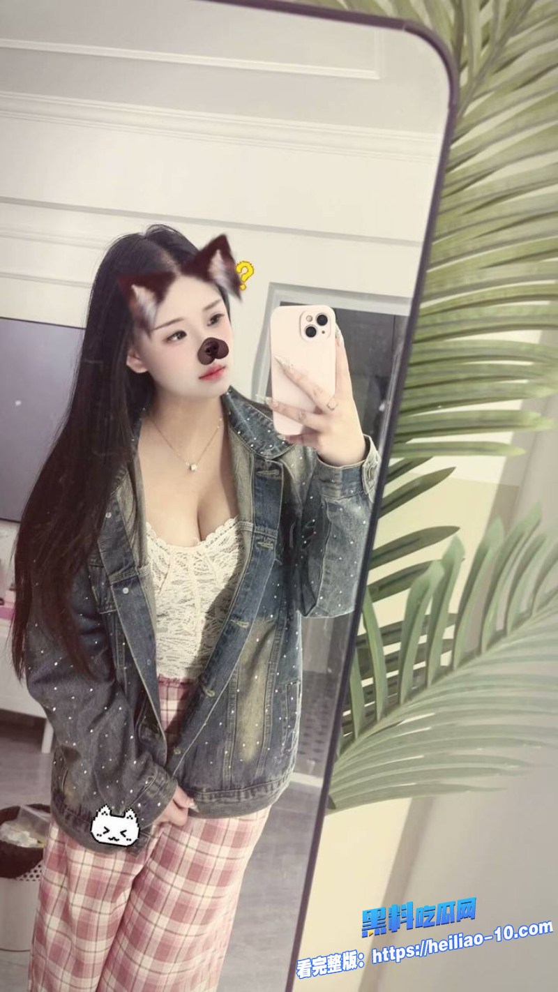 骚姐姐发现弟弟看黄片勾引弟弟乱伦 4 骚姐姐发现弟弟看黄片勾引弟弟乱伦 4