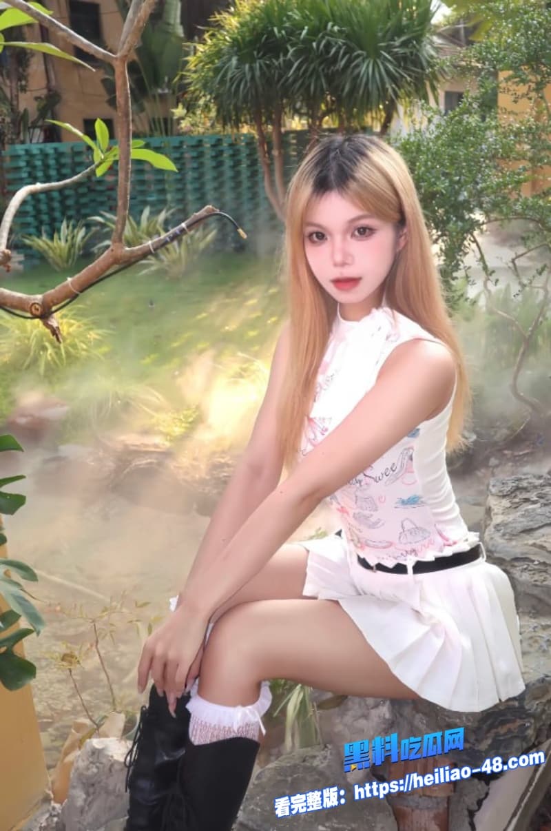 高颜值金发精神小妹自拍视频流出身穿黑丝边被男友边手持按摩棒自慰看的人下面要硬爆了6 高颜值金发精神小妹自拍视频流出身穿黑丝边被男友边手持按摩棒自慰看的人下面要硬爆了6